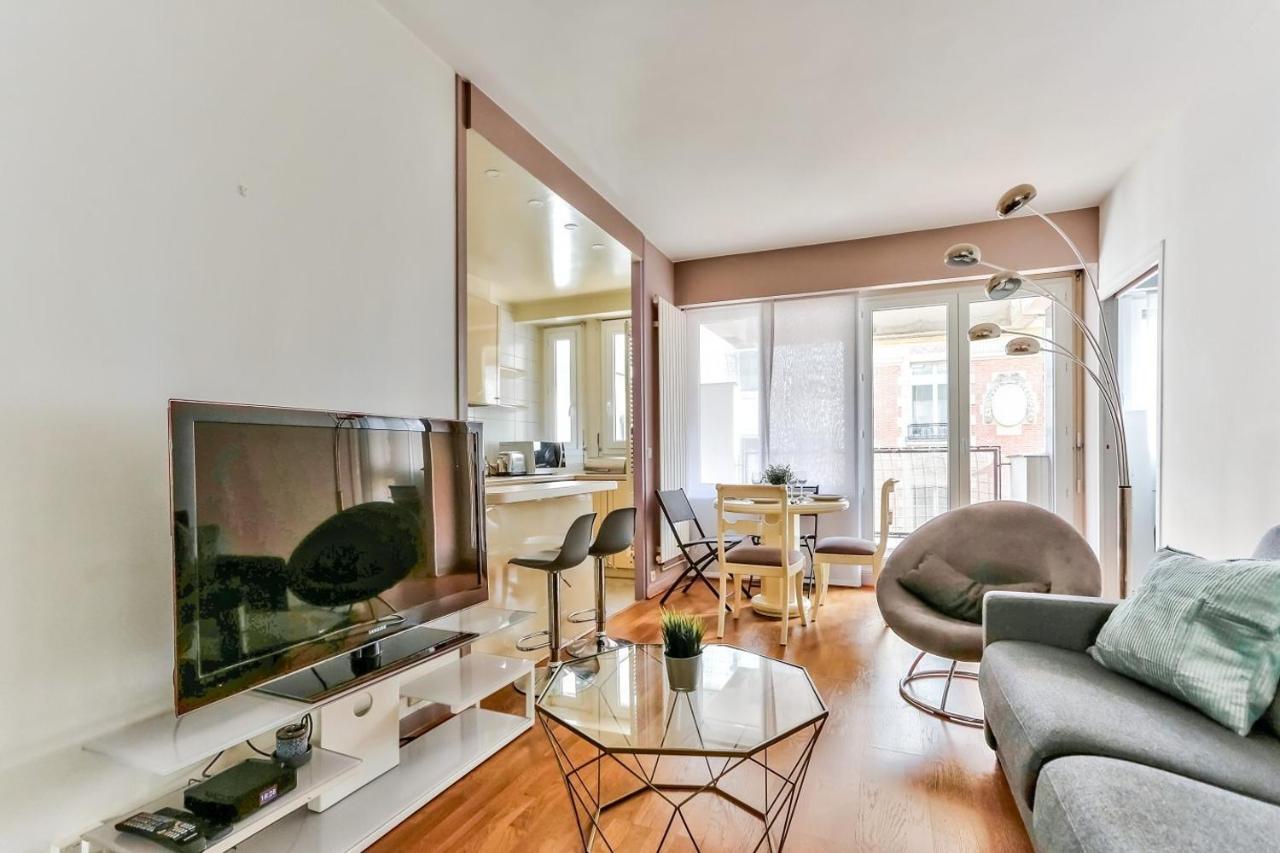 Appartement Quartier Arc De Triomphe Free Netflix Paříž Exteriér fotografie