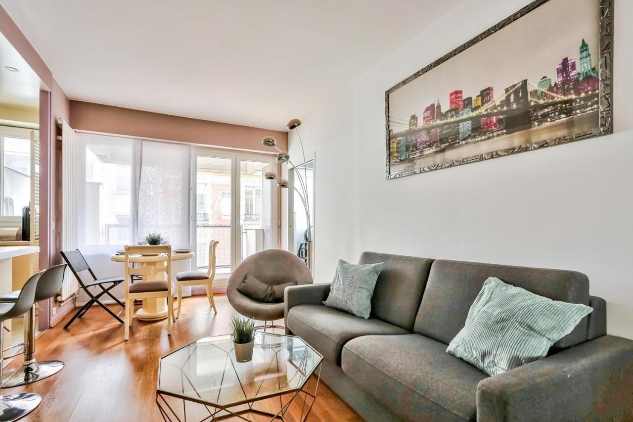 Appartement Quartier Arc De Triomphe Free Netflix Paříž Exteriér fotografie